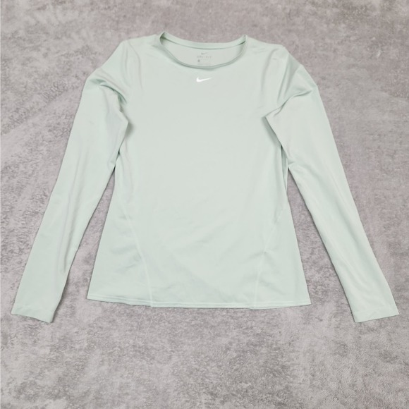 Nike Women's Dri Fit Long‎ Sleeve Mint Size Small - Picture 1 of 5